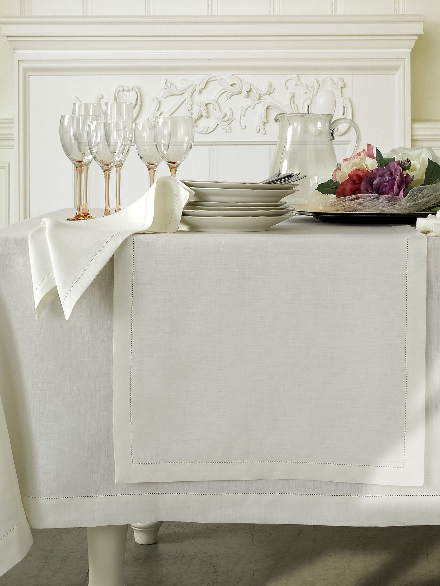 White Ambra Hemstitched Dinner Napkins (each)