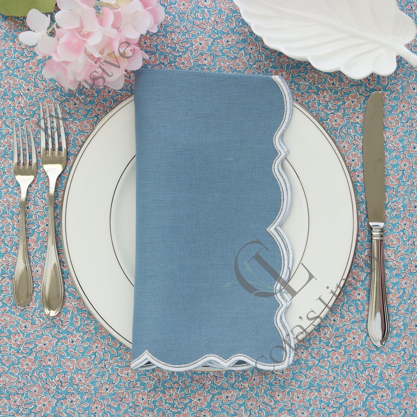 Olivia linen napkins and placemats (each)