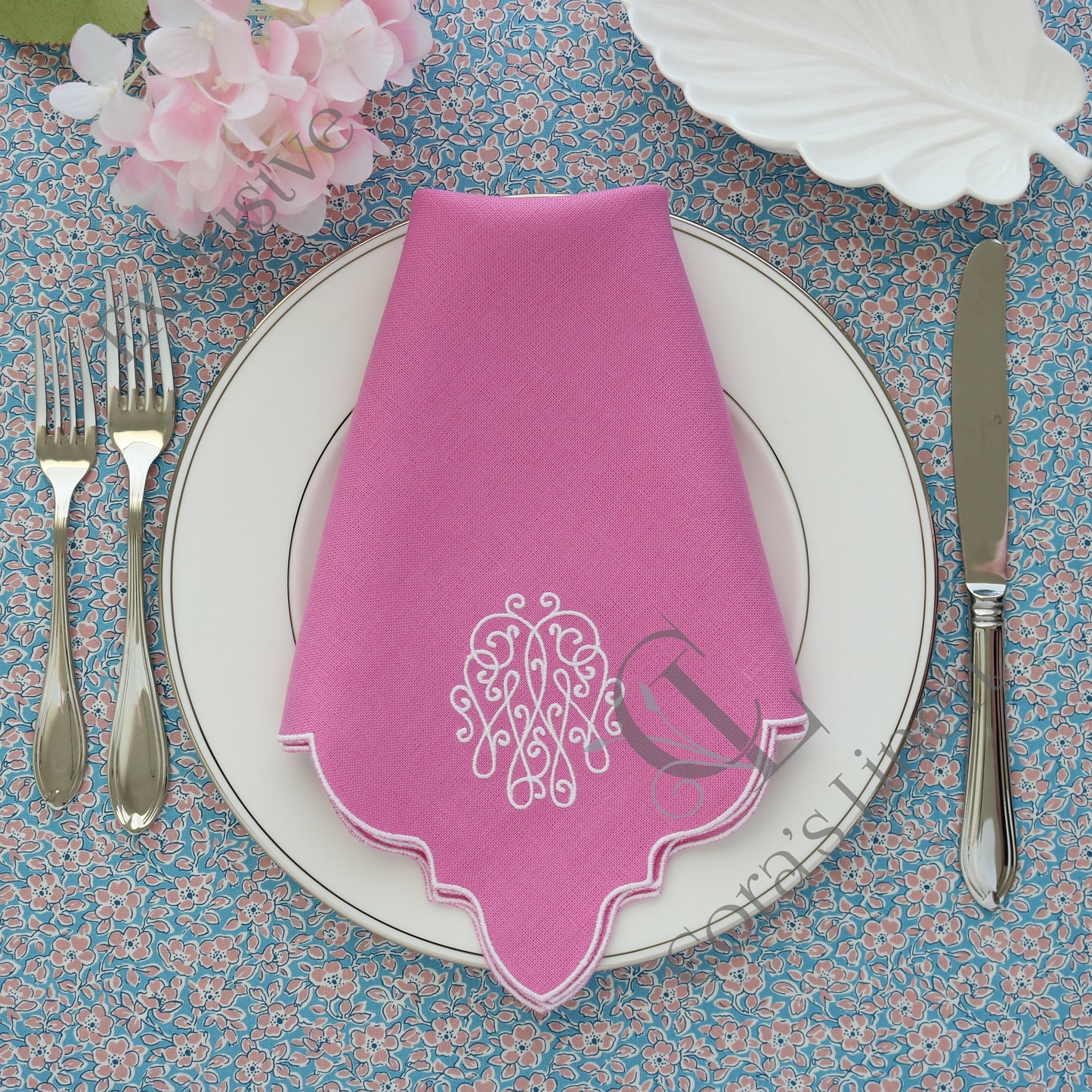 Olivia linen napkins and placemats (each)