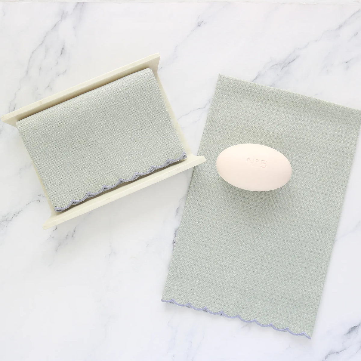 Verona Scalloped Linen Guest Towel