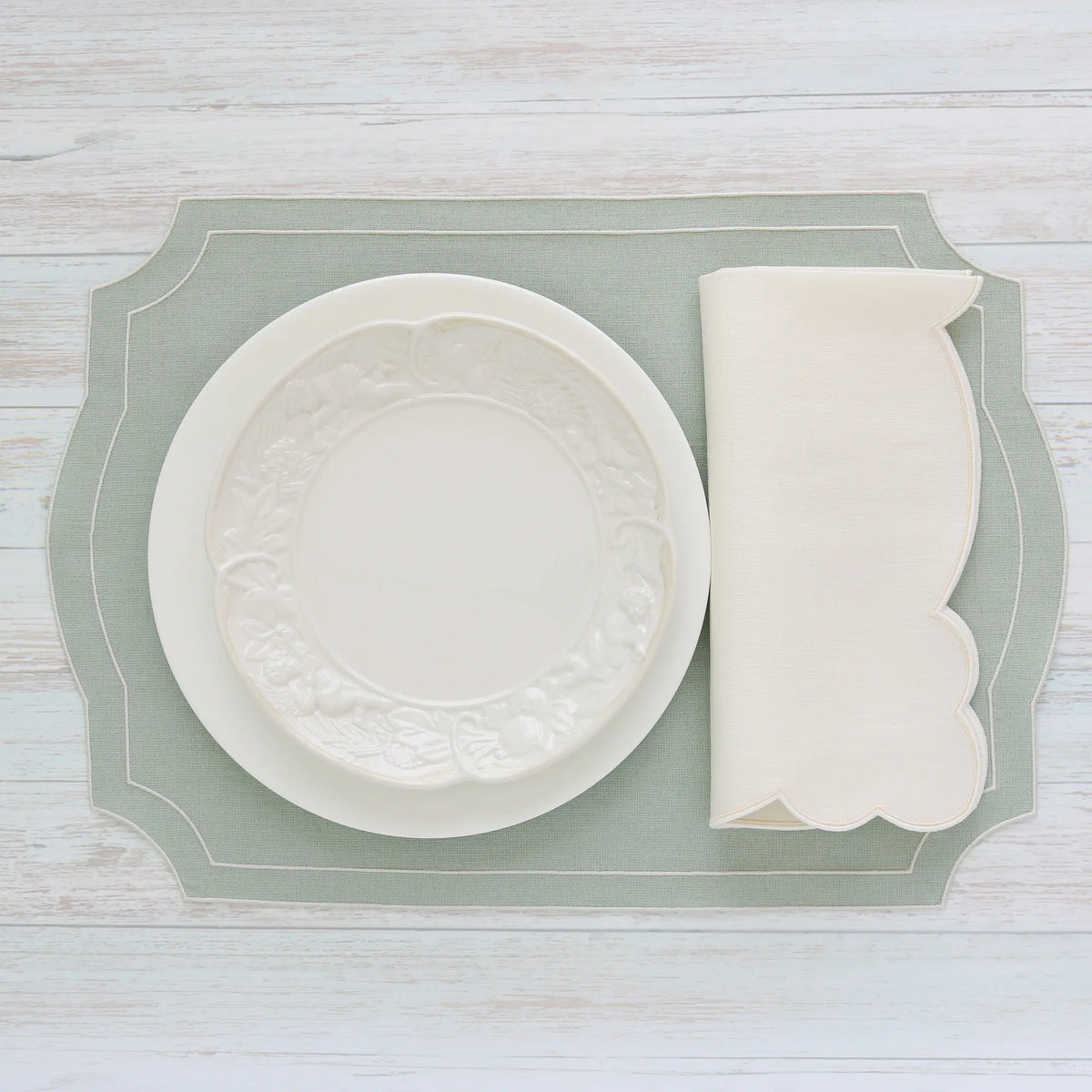 Violet Shadow Scalloped Italian Linen Dinner Napkins (each)