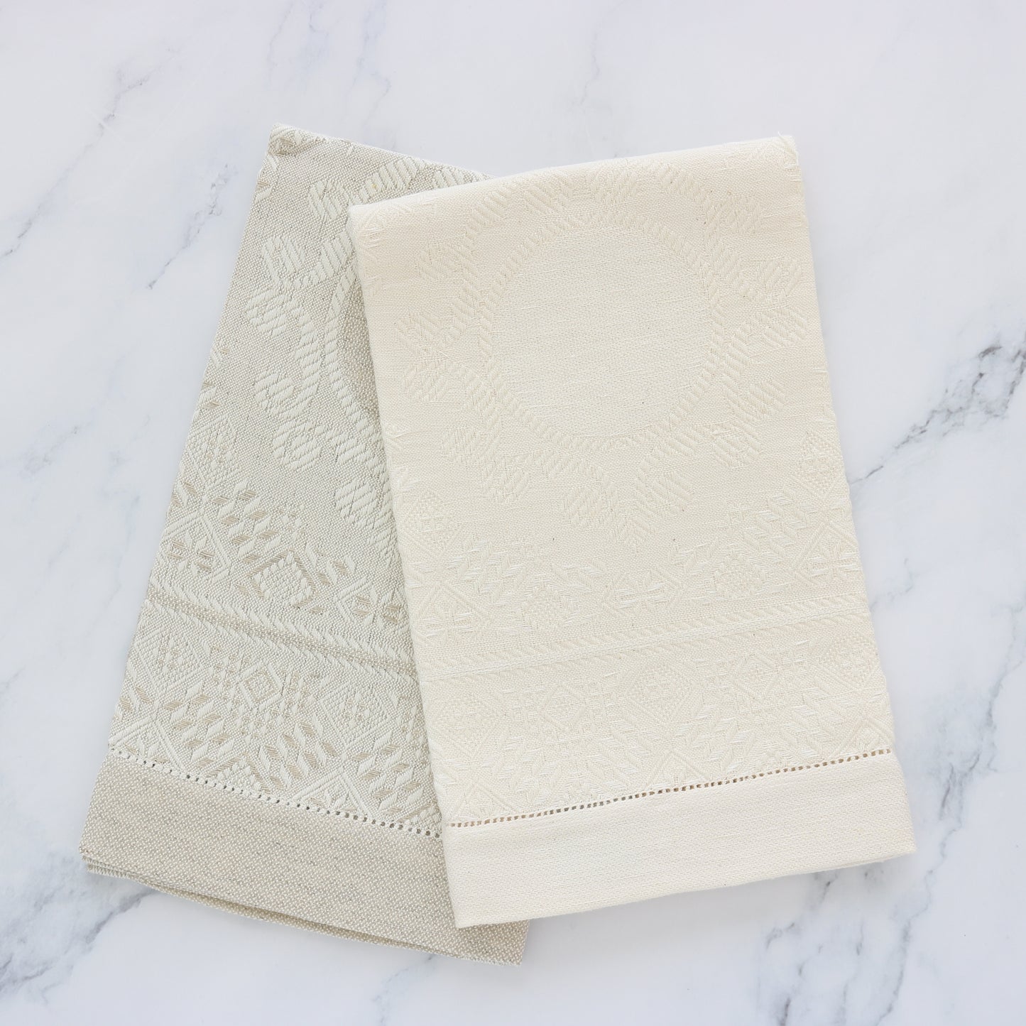 Ivory Medaglione Hand Towel (each)