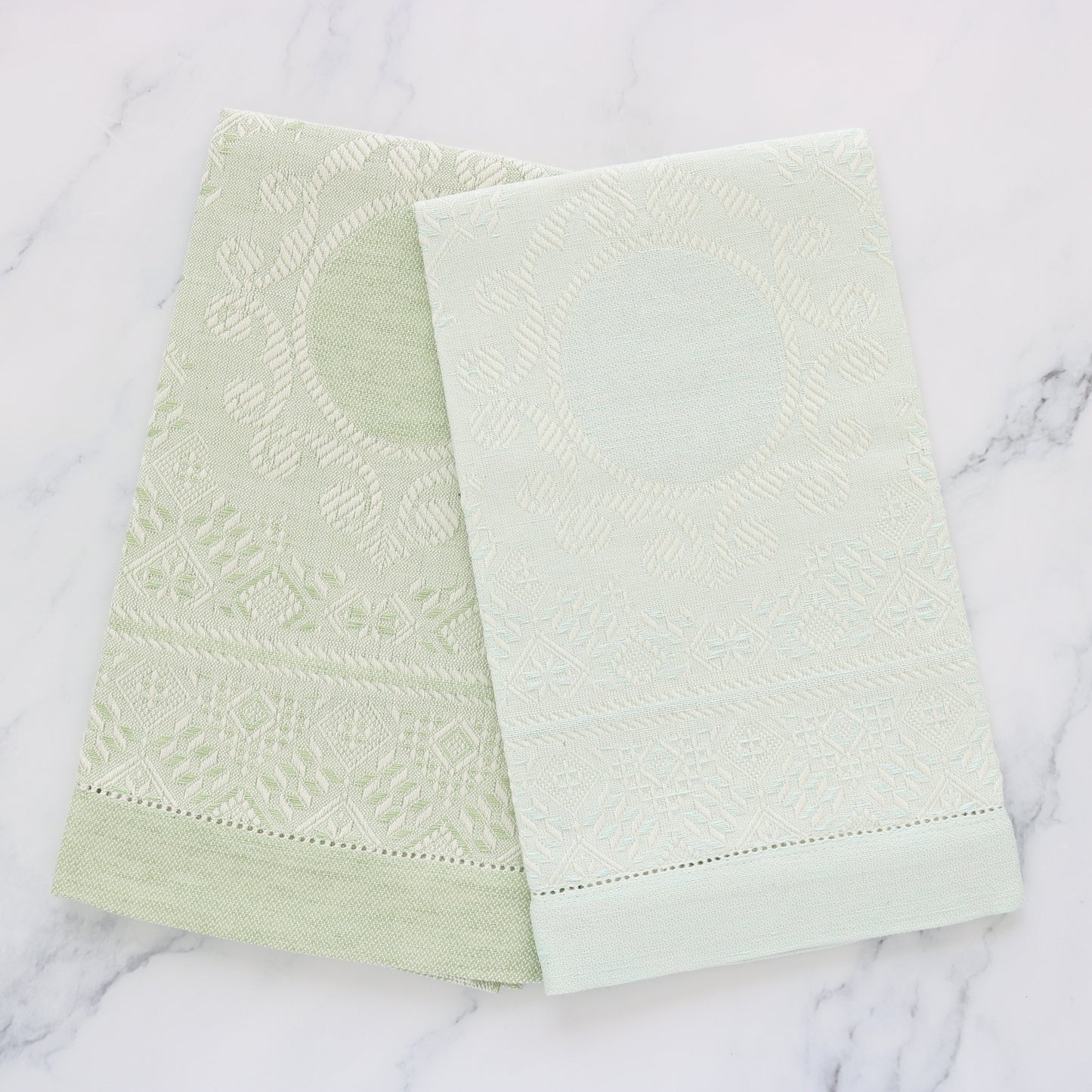 Mint Medaglione Hand Towel (each)