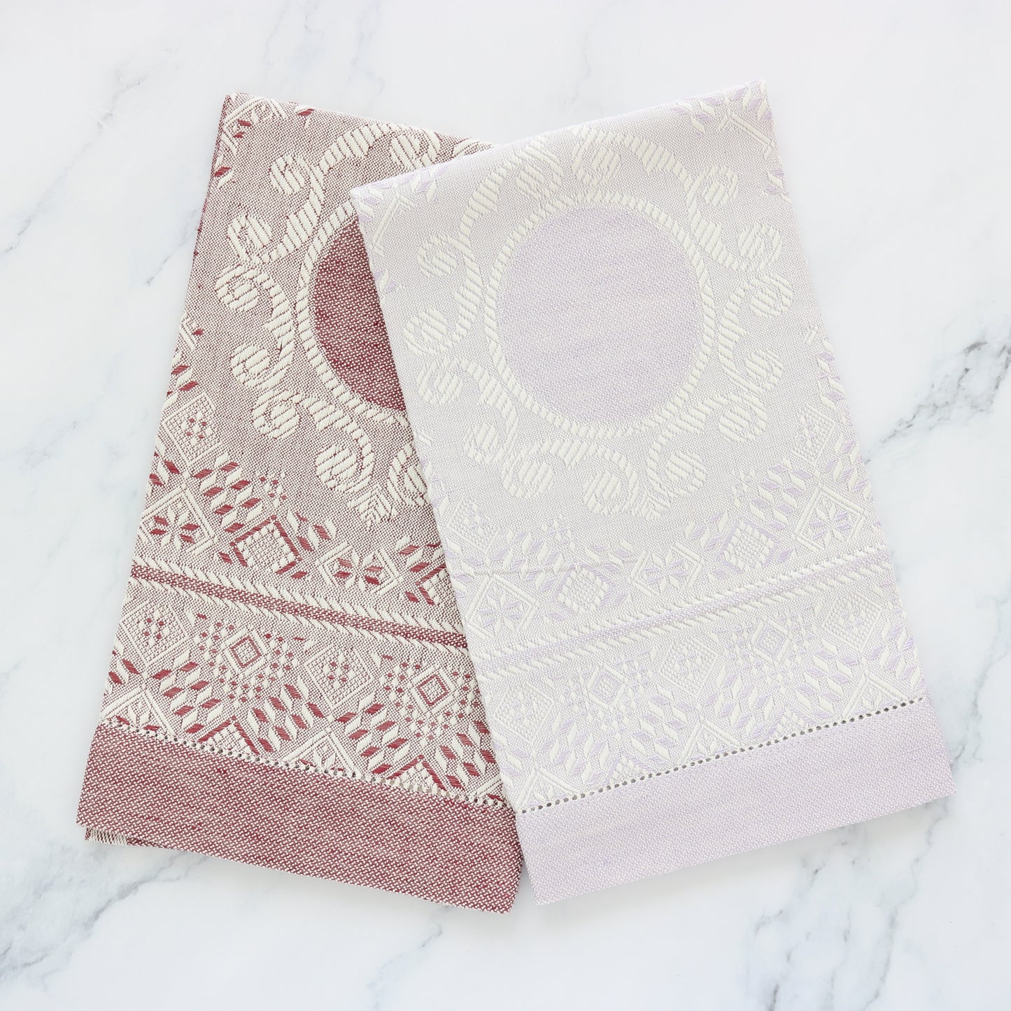 Lavender Medaglione Hand Towel (each)