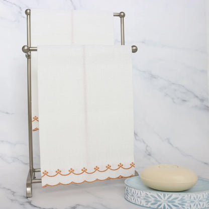 White Bergamo Scalloped Linen Guest Towel (each)