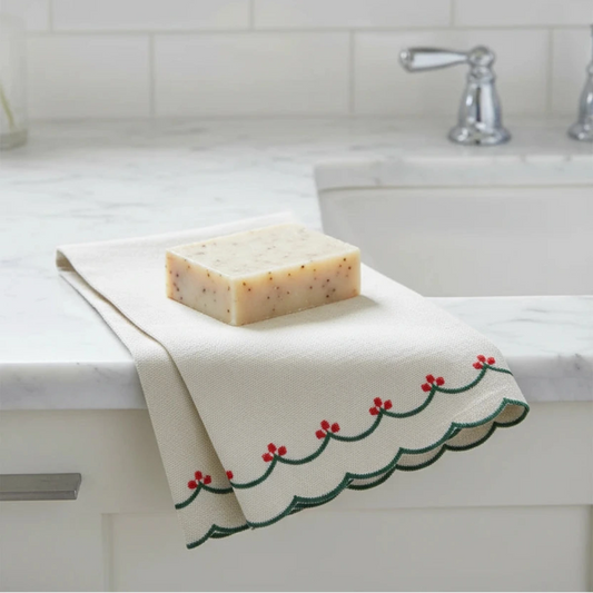 Light Natural Bergamo Scalloped Linen Guest Towel (each)
