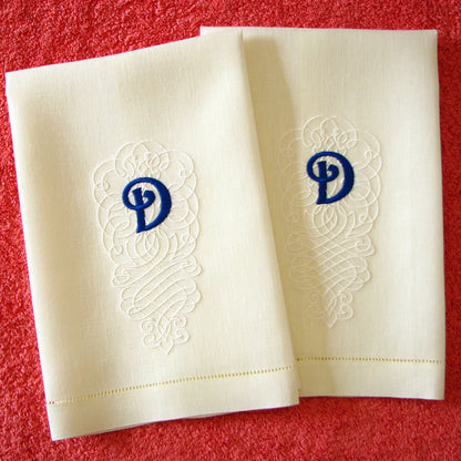 White Classico Hemstitched Guest Towels (set of 2)