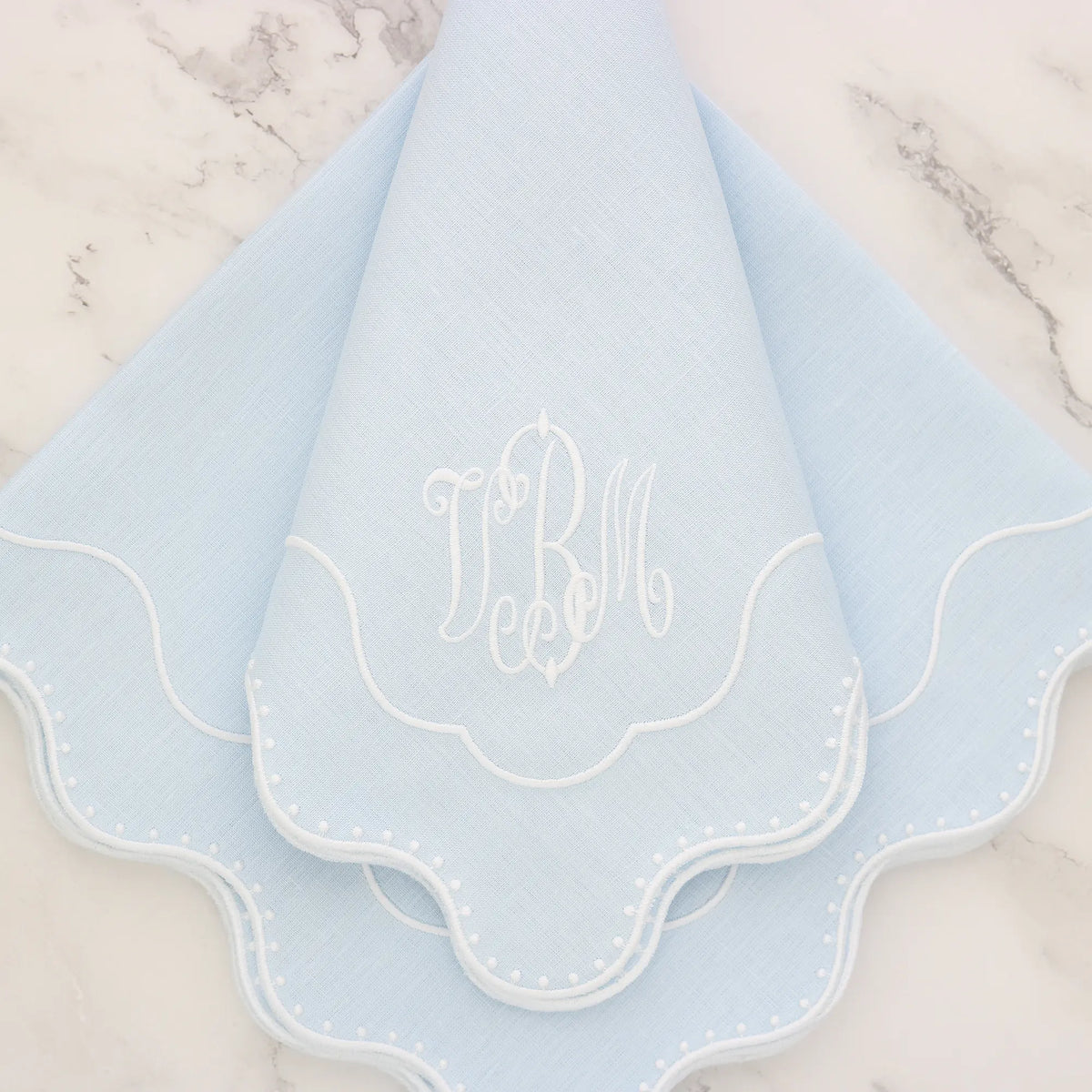 Dakota Dotted Scallops Linen Dinner Napkins and Placemats (each)