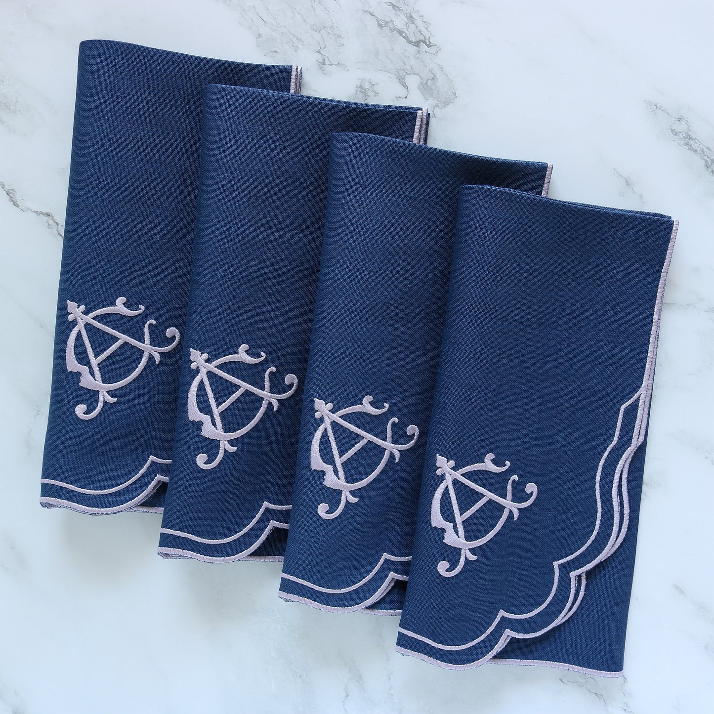 Genoa linen napkins and placemats (each)