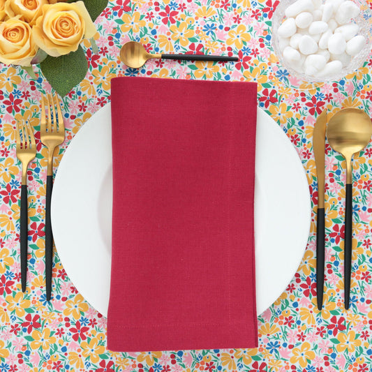 Serviettes de table en lin rouge canneberge (ensemble de 4)