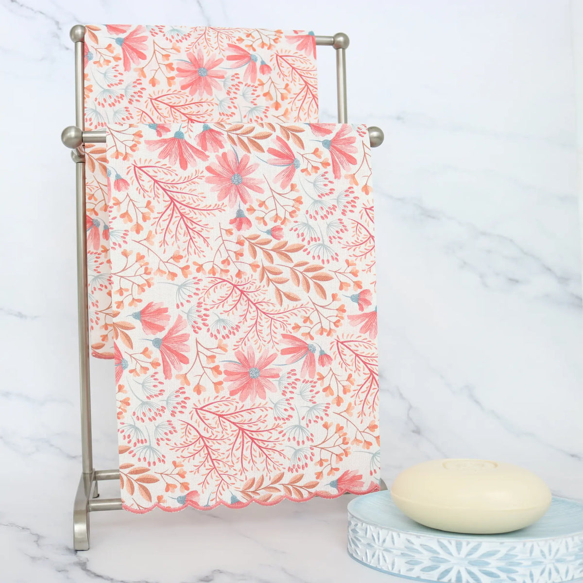 Floral Prints Scalloped Linen Guest Towel (each)