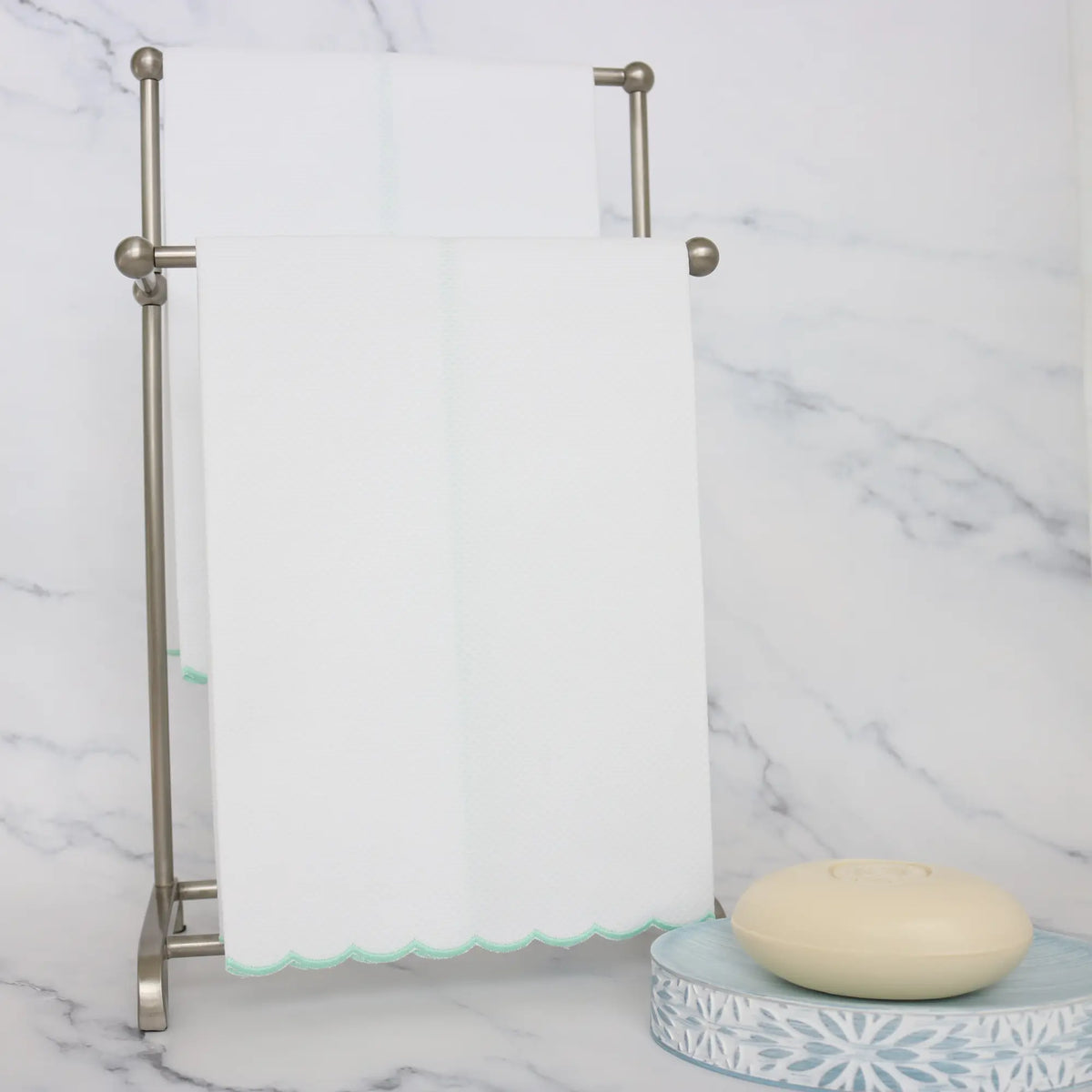 Cotton Pique Verona Scalloped Guest Towel